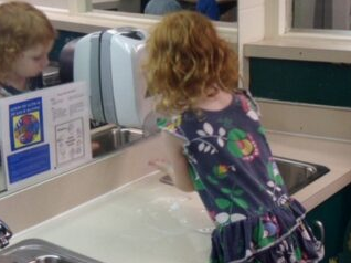 Teaching hygiene in nursery